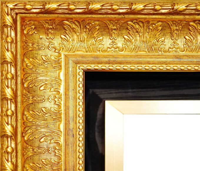 Elisabeth Gold Frame